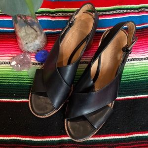 Madewell Ruthie Crisscross Leather Sandal